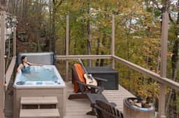 Ravens Point Luxury Glamping Dome with private spa - Image 3