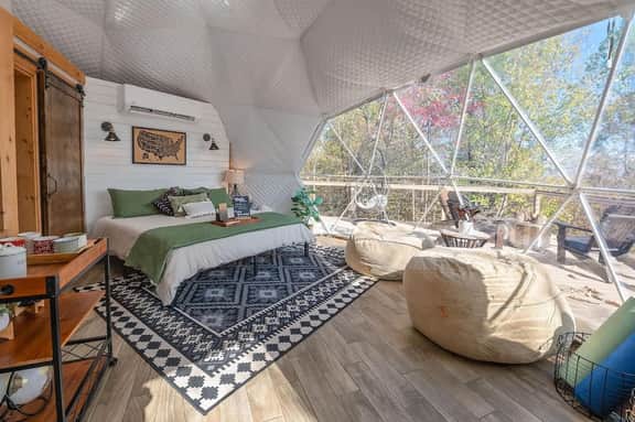 Fiery Gizzard Luxury Dome in waterfall country - Image 3