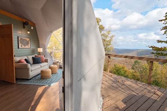 Ravens Point Luxury Glamping Dome with private spa - Image 4