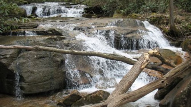 Lowry Falls